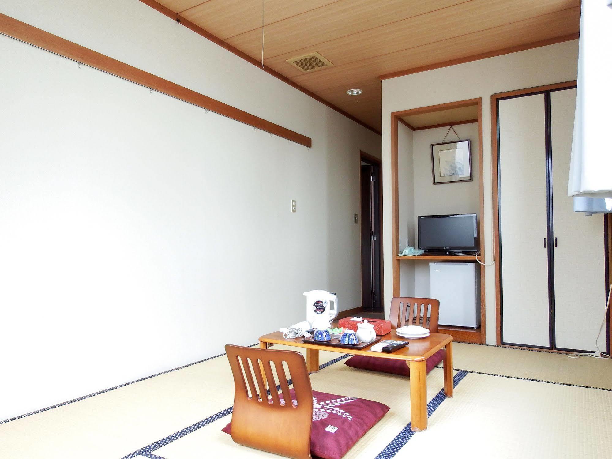 Wakatake Ryokan كاواغويه المظهر الخارجي الصورة