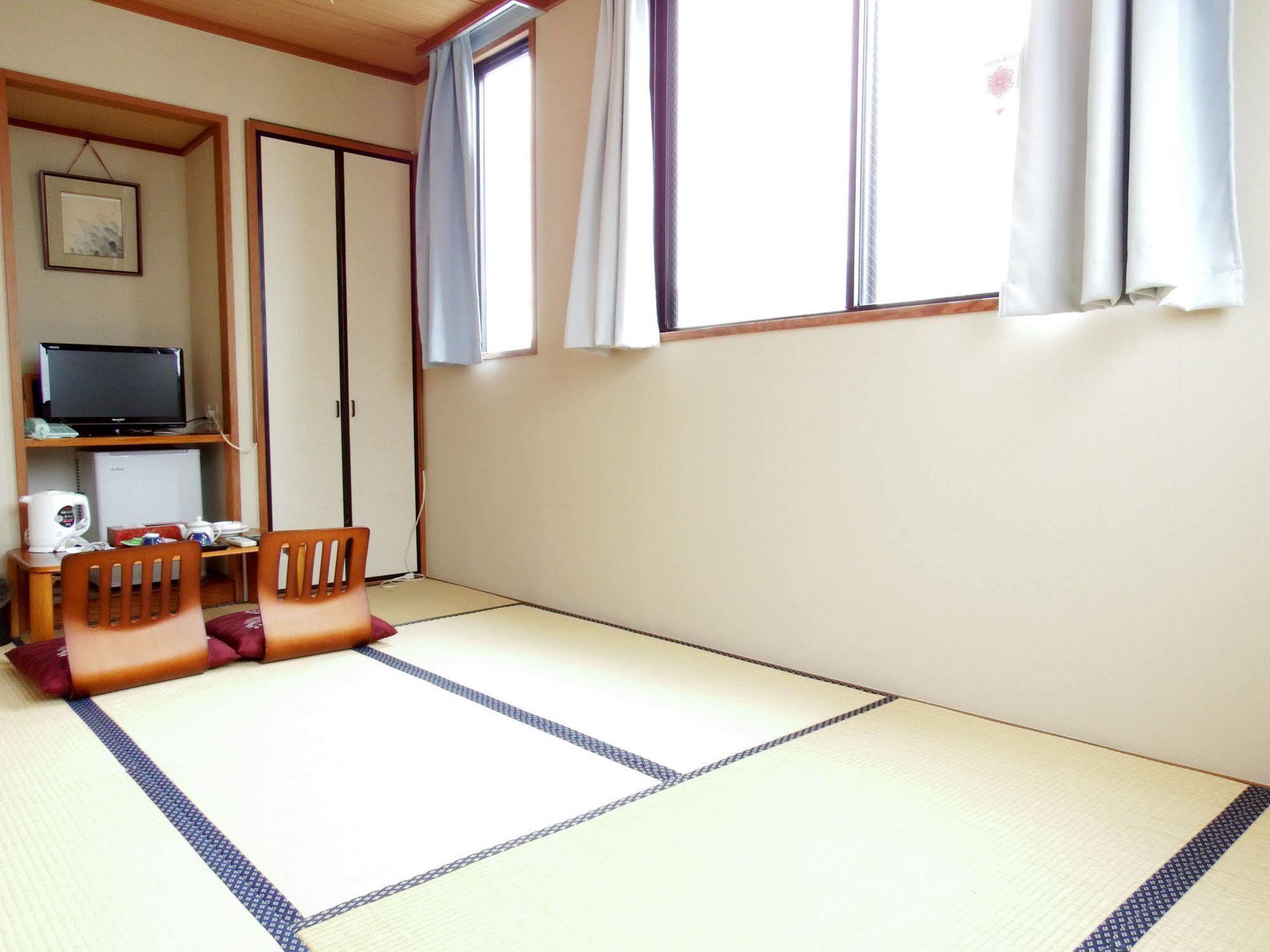 Wakatake Ryokan كاواغويه المظهر الخارجي الصورة